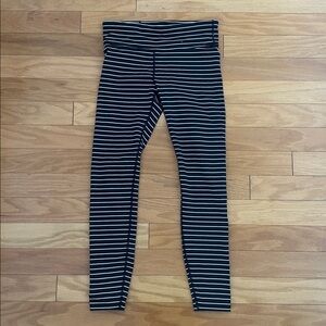 GAP Black and White Striped Leggings - Medium Tall